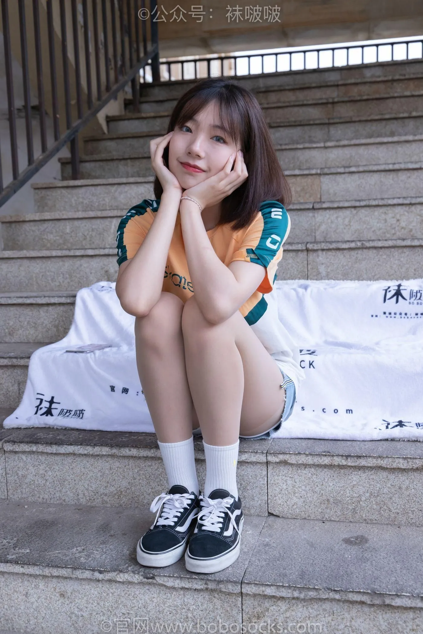 [BoBoSocks袜啵啵]NO.069 小甜豆-vans板鞋、白棉袜、肉丝 [135P]插图8